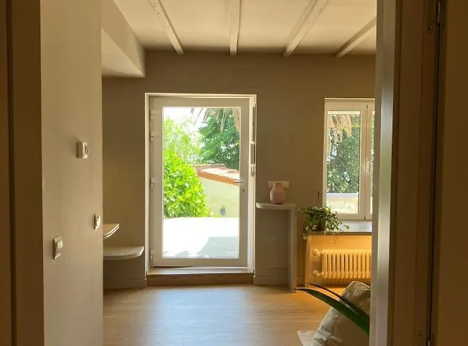 Céntrico Con Jardín En 4*